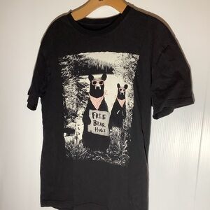 Black Graphic T-Shirt with Bear Print size M